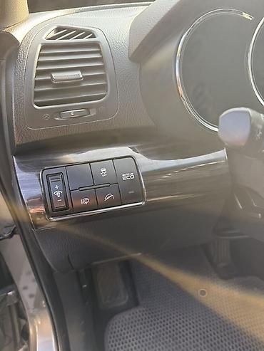 Kia: Kia Sorento: 2.2 l | 2011 il Ofrouder/SUV — 10