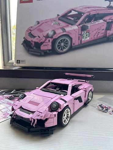 Konstruktorlar: Lego Konstruksiya maşın modeli – çəhrayı rəngdə idman kupe - Model — 1