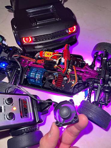 Other toys: RC drift + offroad car 70+ km/s sürətlə gedir, 4x4 təkər çəkir. Həm — 5