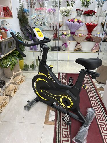 İdman və istirahət: Hərəkət var, amma əziyyət yox! 🛋️➡️💪Tər tökmək bu qədər rahat