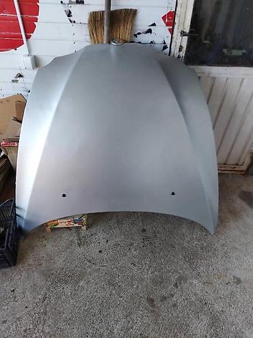 bueno: ALFA 147 HAUBA | Ima ostecenja kod boje 694met. Polovni delovi za — 2