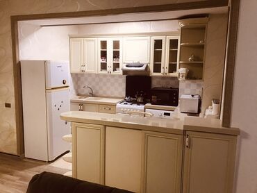 Uzunmüddətli kirayə mənzillər: Bakı mərkəzində, Alov Qüllələrinə və Dənizkənarı parka açıq möhtəşəm — 13