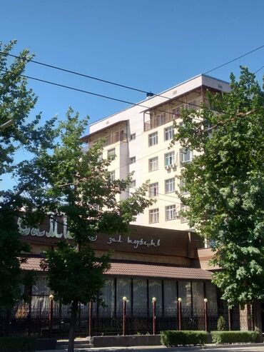 Продается квартира: 4 комнаты, 146 кв. м