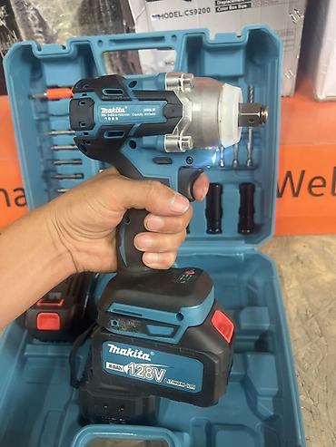 Инструменттер: Аккумуляторный ударный гайковерт Makita в кейсе — комплект для монтажа — 2