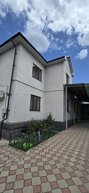 Продажа коттеджей и домов: 5 и более комнат, 350 м², 8 соток, Бишкек, Алтын-ордо ж/м Собственник — 4