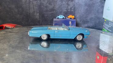 Avtomobil modelləri: Коллекционная модель Ford Thinderbird conbertible light blue 1966 — 7