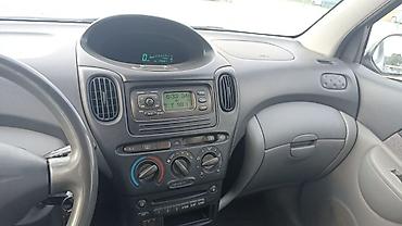 версио: Toyota Yaris Verso: 2002 г., 1.3 л, Бензин, Минивэн — 8