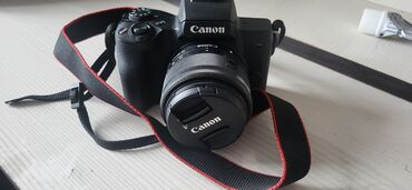 Фотоаппараты: Продаю фото/видео аппарат. отличное состояние . Canon eos 50 mark II