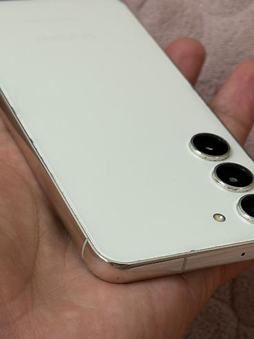 Мобильные телефоны и аксессуары: Samsung Galaxy S23, Б/у, 256 ГБ, цвет - Белый, 1 SIM, eSIM — 3