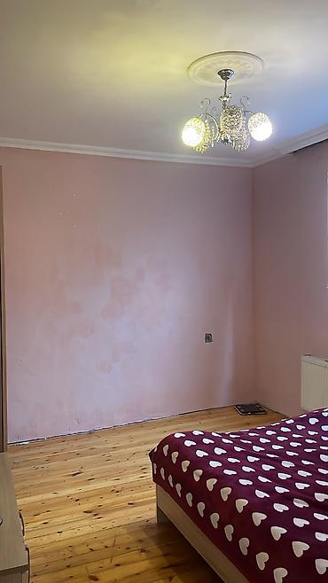 maşınla ev barter: 2 otaqlı həyət evi - Plan: 2 yataq otağı, içdən girişli dəhliz; — 2