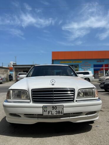 Mercedes-Benz: Mercedes-Benz 230: 2.3 л | 1997 г. Седан