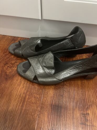 обувь из америки: Женские Кожанные босоножки .Турция