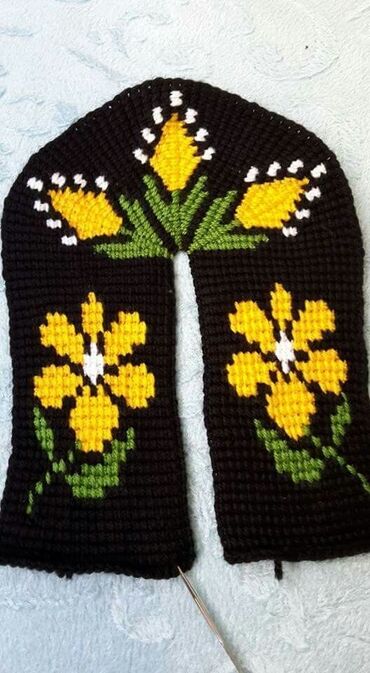 Dəstlər: Məhsul: Əl işi toxunma dəsti və naxışlı corab/başmaqlar Təsvir: - — 4