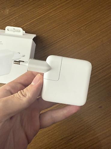 ayfon es 5: Adapter Apple, Yeni — 1