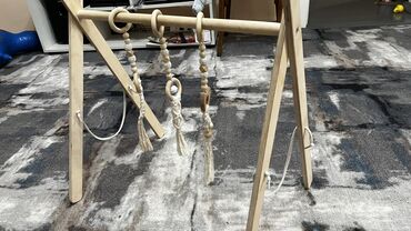 детская кухня бу: Продается стойка мотессори с игрушками