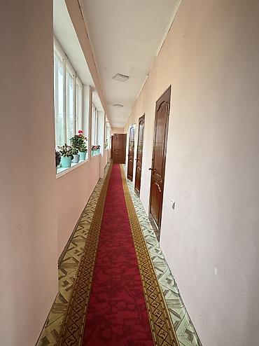 Продажа коттеджей и домов: 6 комнат и более, 517 м², 88 соток, Чолпон-Ата, Собственник at lalafo.kg — 20 Продажа коттеджей и домов: 6 комнат и более, 517 м², 88 соток, Чолпон-Ата, Собственник — 20