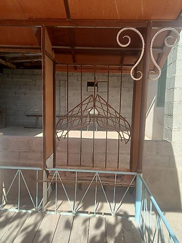 скамейки урны: Беседка 2 x 2 x 2 м, Металл — 1
