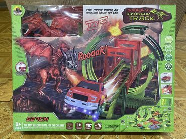 машинка для детей с педалями: Гоночный трек с драконом Качественные детали Дракон с эффектом дыма
