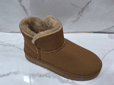 Čizme: Čizme, 38 — 18