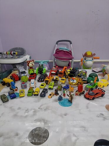 купить толокар детский: Игрушки в отличном состоянии оригинал,все машины куплены в Москве в