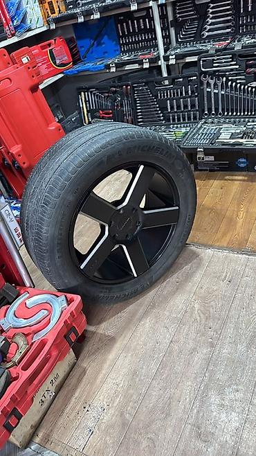 шины 35: Комплект колес в сборе: литые диски + шины Michelin - Количество: 4 — 1