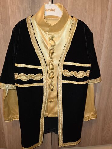 Джинсы и брюки: Uşaq üçün milli oğlan geyim dəsti. 4 - 6 yaş üçün. Əla vəziyyətdə