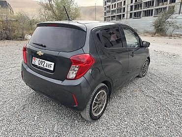 Chevrolet: Chevrolet Spark: 2018 г., 1 л, Вариатор, Бензин, Хэтчбэк — 3
