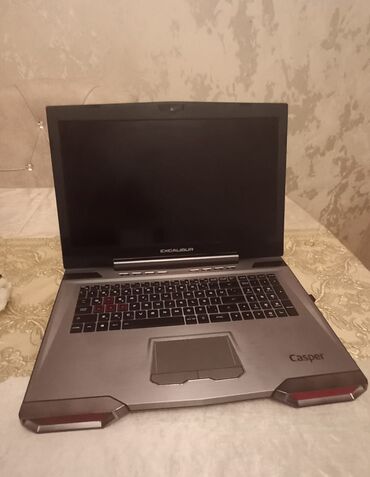 Digər noutbuklar və netbuklar: Intel Core i9, 64 çox GB, 17.3 "