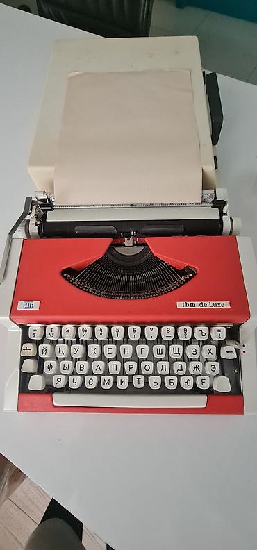 Digər biznes avadanlığı: Retro UNIS “tbm de Luxe” mexaniki yazı maşını (1975il)) - Portativ — 3