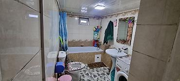 Продажа коттеджей и домов: Продается !!!Двухэтажный дом с внутренним двориком и навесом - — 3