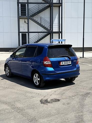 классика мото: Honda Jazz: 2004 г., 1.5 л, Механика, Бензин, Хэтчбэк — 2