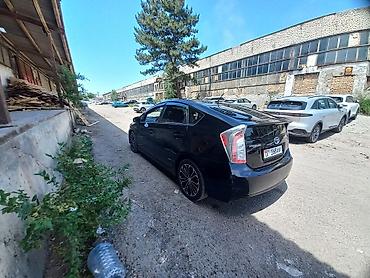 tayota progres: Toyota Prius: 2015 г., 1.8 л, Автомат, Гибрид, Хэтчбэк — 4