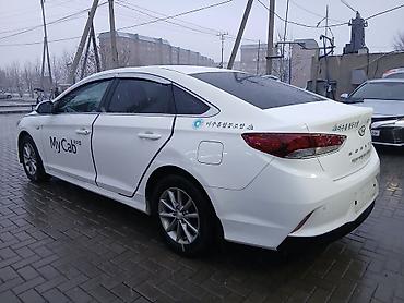 Hyundai: Hyundai Sonata: 2021 г., 2 л, Автомат, Газ, Седан — 4