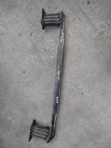 polovni krovni koferi: Fiat 500l nosac prednjeg branika. Fiat 500l nosac prednjeg — 1
