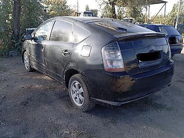 prius 2005: Toyota Prius: 2004 г., 1.5 л, Гибрид — 3