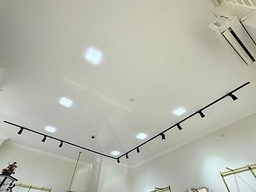Оборудование для магазинов: Butik üçün vitrin və avadanlıq dəsti - Qızılı rəngli divar asqı — 6