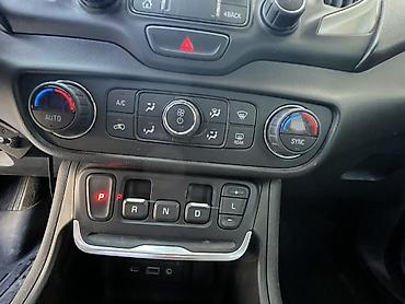 GMC: GMC : 2020 г., 1.5 л, Автомат, Бензин, Кроссовер — 10