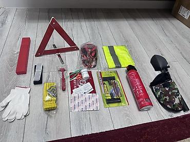 Автомобильный аварийно-спасательный набор (полный комплект для дороги) at lalafo.kg Автомобильный аварийно-спасательный набор (полный комплект для дороги)