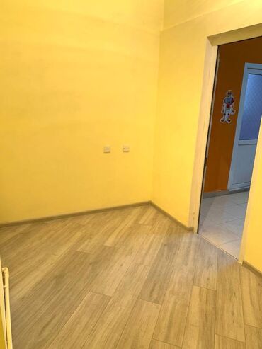 Ofislər: Elimlər metrosuna yaxin ofis kirs baxca psixolojun merkez ümumi sahəsi — 7