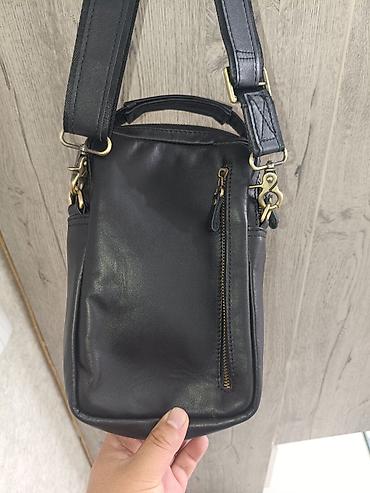 Барсетки: Продаю Барсетку из натуральной кожи покупал 6500 сом ручная работа — 3