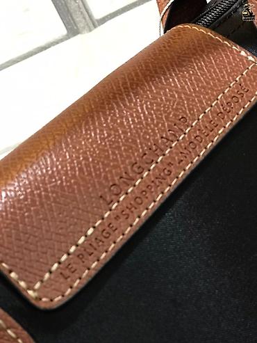 Ноутбуки и аксессуары: Longchamp Le Pliage Shopping çantası - Rəng: qara korpus, qəhvəyi — 3