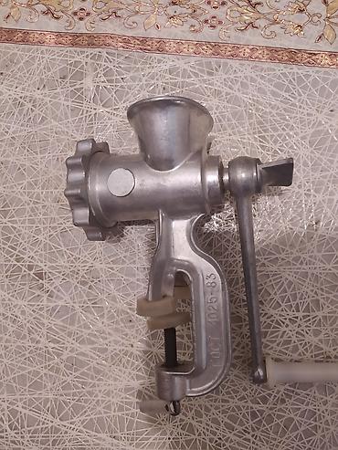 Əl ilə işləyən ətçəkən (mexaniki) - Material: tam metal gövdə, möhkəm lalafo.az -da Əl ilə işləyən ətçəkən (mexaniki) - Material: tam metal gövdə, möhkəm