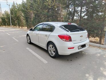 Chevrolet: 14500AZN satılır maşın Bakidədir. Chevrolet cruze hackbek. Merkezi — 8
