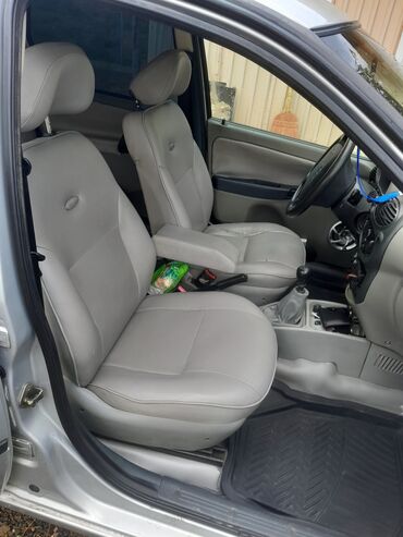 VAZ (LADA): VAZ (LADA) Kalina: 1.6 l | 2008 il 13400 km Universal — 4