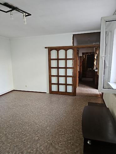 дом ала тоо3: 92 м², 5 комнат, 3 мкр, Без подселения — 8