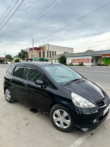 автомобиль малолитражки: Honda Fit: 2003 г., 1.5 л, Вариатор, Бензин, Хэтчбэк
