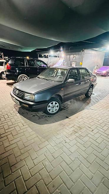 морда венто: Volkswagen Vento: 1994 г., Механика, Седан — 2