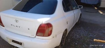Продажа авто: Toyota Platz: 2000 г., Бензин, Седан — 2