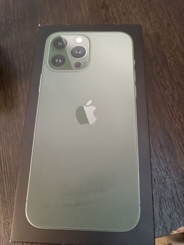 Apple iPhone: IPhone 13 Pro Max, Б/у, 128 ГБ, Alpine Green, Зарядное устройство, Защитное стекло, Чехол, 86 %