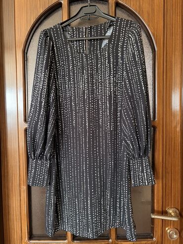 детский костюм короля: Qadın geyimləri dəsti 1) Qara mini don - Rəng/naxış: qara fon